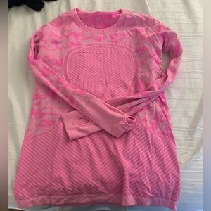 Long sleeve lululemon workout top
